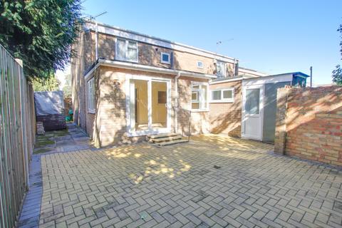 21 Cheddar Close, Southampton, SO19 2EZ