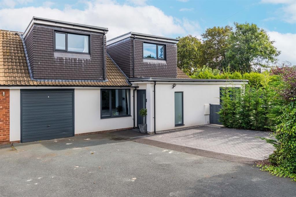Stanhope Avenue, Horsforth, LS18 4 bed semidetached house £500,000