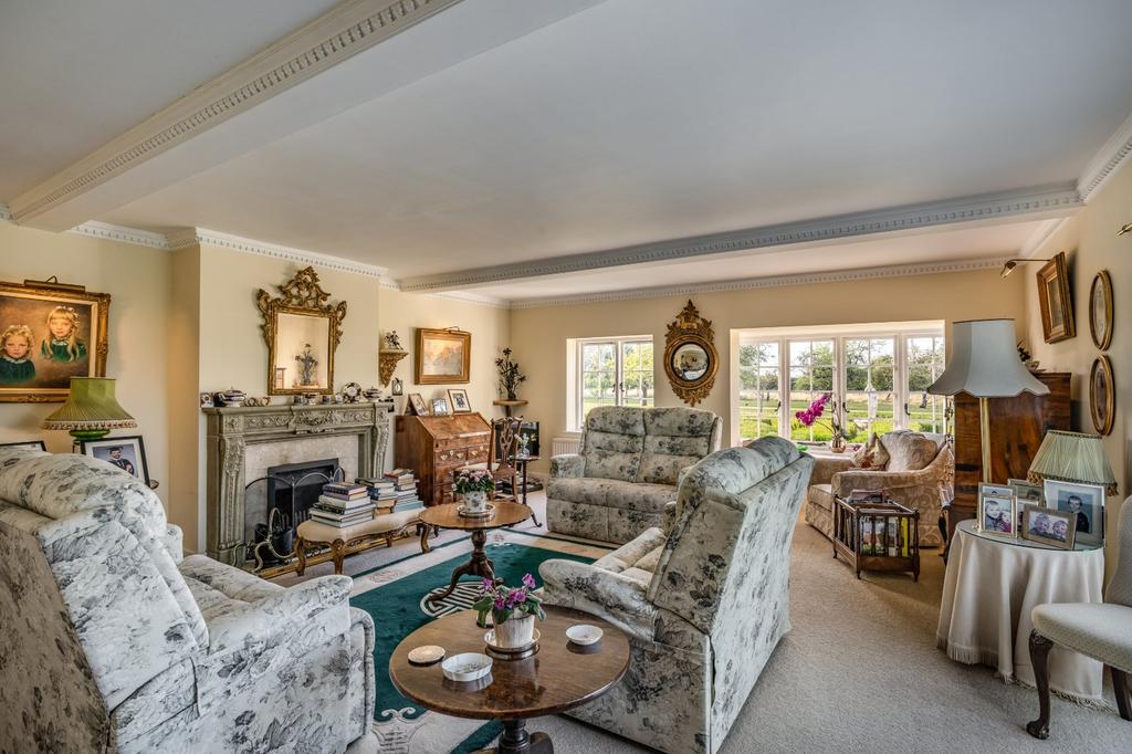 Large Drawing Room