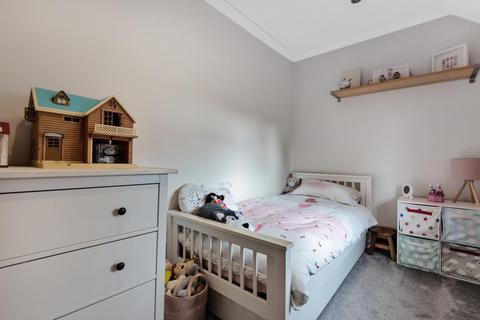13 Green Lane, Godalming, GU7 3SN