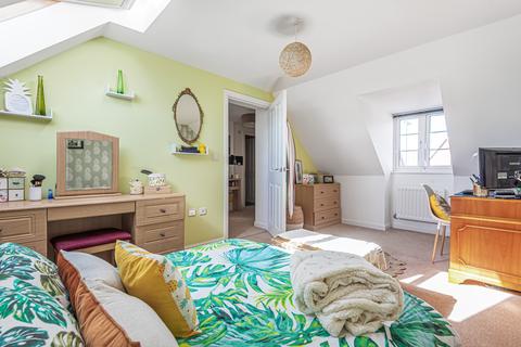 19 Knights Meadow, North Baddesley, Southampton, SO52 9AF