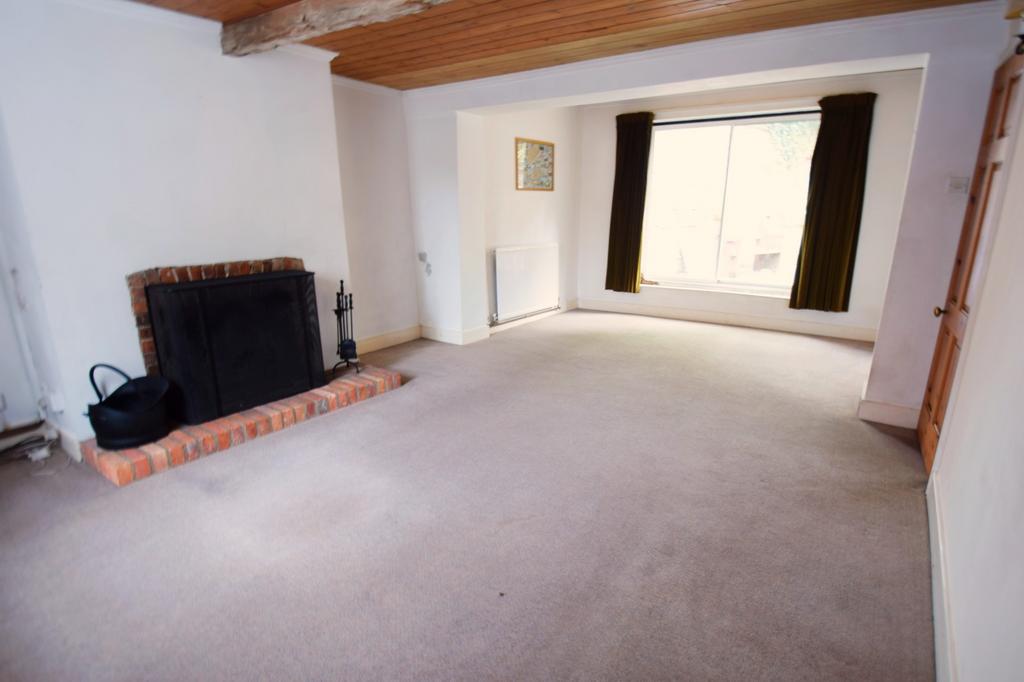 2-Sitting Room