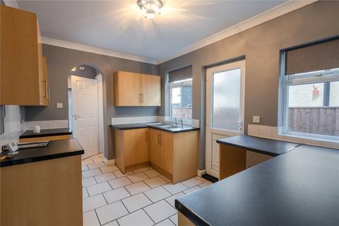 3 bedroom terraced house to rent, Joseph Street, Grimsby, Lincolnshire, DN31