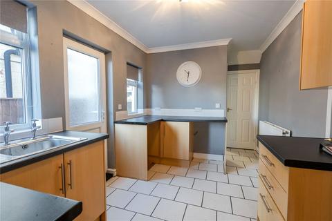 3 bedroom terraced house to rent, Joseph Street, Grimsby, Lincolnshire, DN31