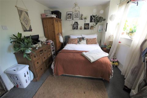 18 The Vale, Brentwood, CM14 4UP