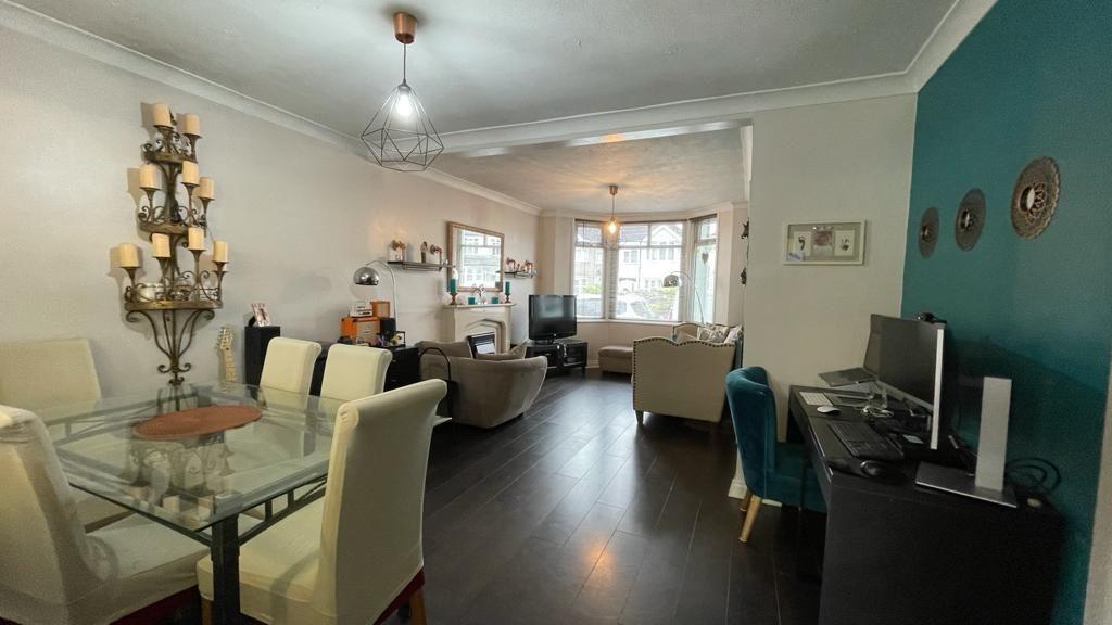 Grangemouth Road, Coventry, CV6 3FE 3 bed end of terrace house £205,000
