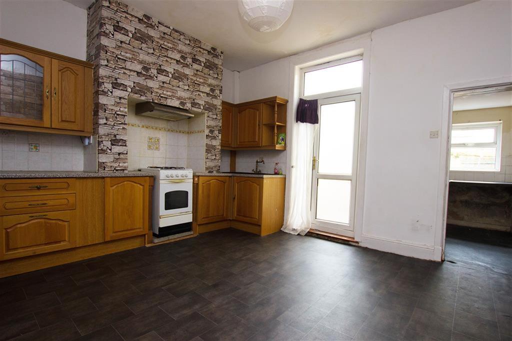 Westwell Street, Darwen, BB3 0HP 3 bed terraced house £69,950