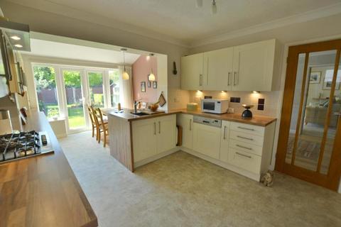 4 bedroom detached house for sale - St Johns Hill, Wimborne, Dorset, BH21 1BX