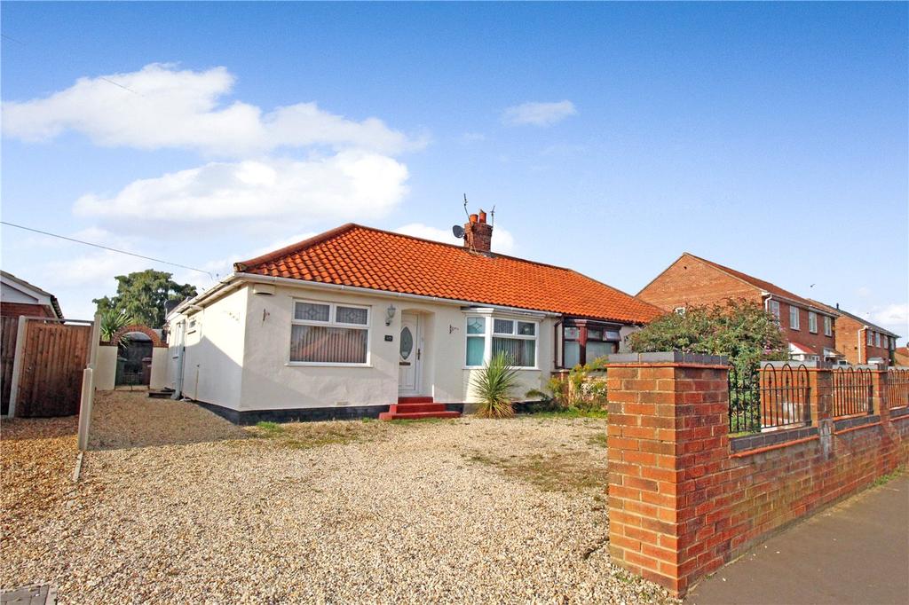 Links Avenue, Hellesdon, Norwich, Norfolk, NR6 2 bed bungalow £250,000