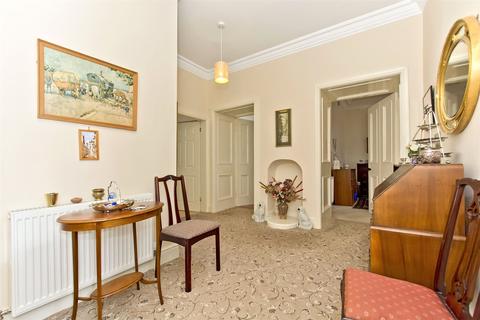 15/1 Barossa Place, Perth, PH1 5HH