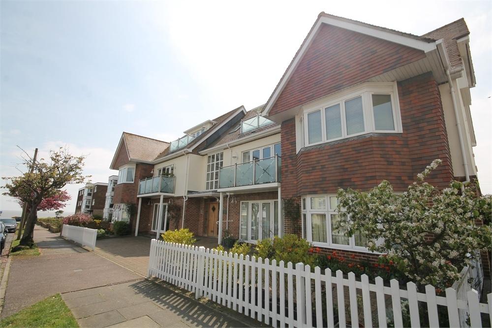 Principal Court Queens Road FRINTON ON SEA 1 Bed Flat 270 000