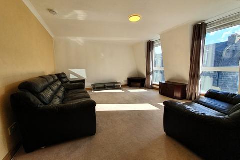 2 bedroom apartment to rent, Gerrard Street, Aberdeen