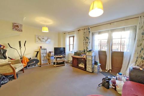 80 Halbullock View, Gloweth, Truro, TR1 3WN
