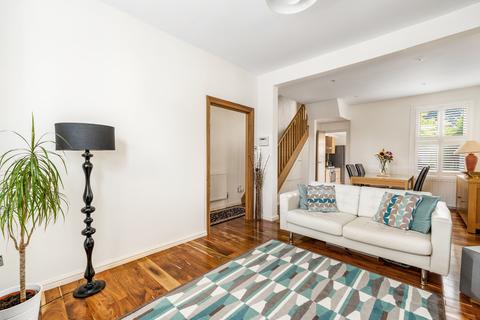 19 Albert Road, London, E18 1LE