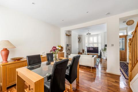 19 Albert Road, London, E18 1LE