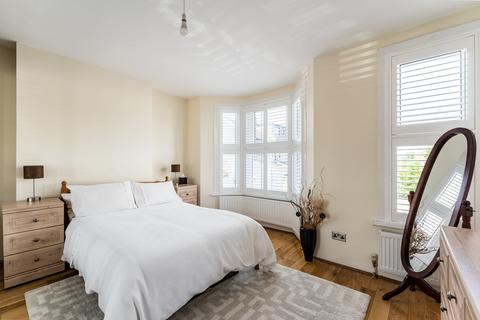 19 Albert Road, London, E18 1LE