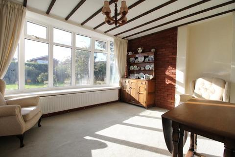 54 Clive Road, Pattingham, Wolverhampton, WV6 7DJ