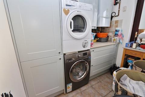 3 Paceheath Close, Romford, RM5 3DN