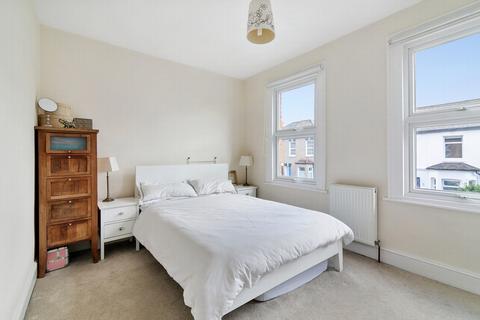 16 Green Lane, London, W7 2PB