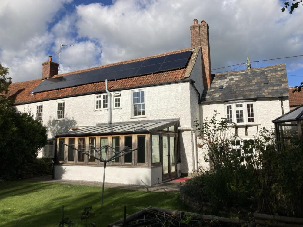 The Square, WestburysubMendip 5 bed detached house £1,750 pcm (£404 pw)