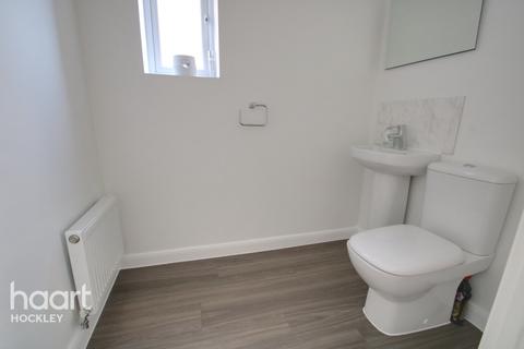 10 Aaron Lewis Close, Hawkwell, Hockley, SS5 4FE