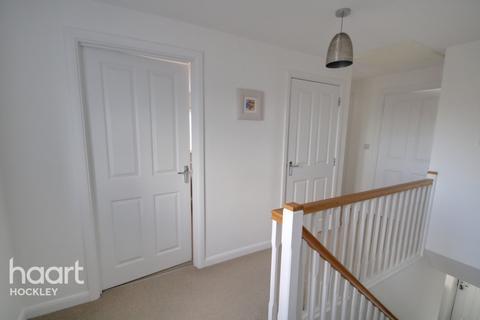 10 Aaron Lewis Close, Hawkwell, Hockley, SS5 4FE