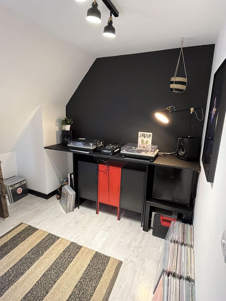 Photo 9