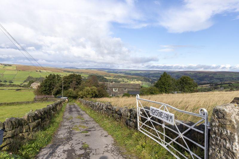 Gate & Lane