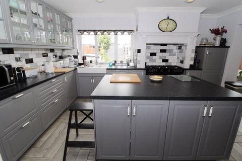 39 Coronation Road, Pelsall, Walsall, WS4 1BG