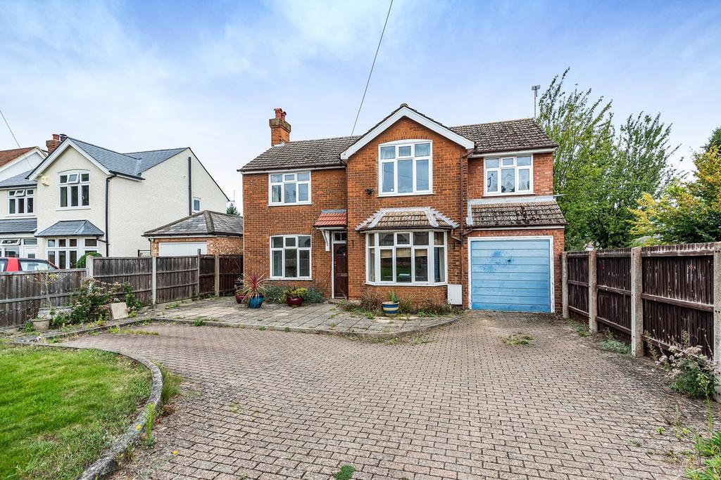 Bearton Road, Hitchin, SG5 4 bed detached house £800,000