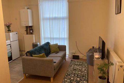 7 Euston Grove, Prenton, CH43 4TY