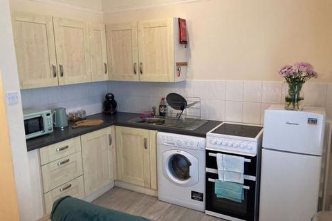 7 Euston Grove, Prenton, CH43 4TY