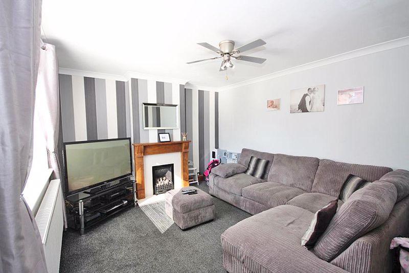 ST BERNARDS AVENUE, LOUTH 3 bed semidetached house £184,950