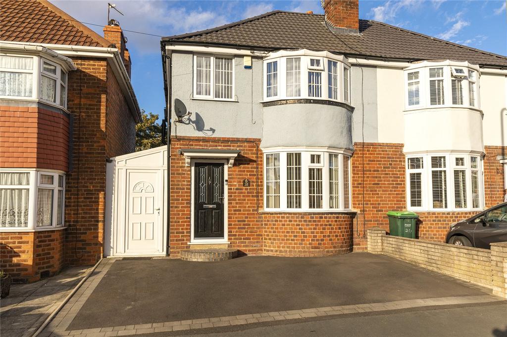 Hadley Street, Oldbury, B68 3 bed semidetached house £260,000