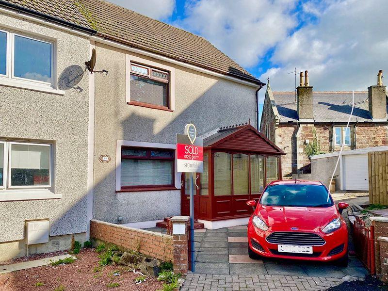 Hicks Avenue, Maybole 2 bed end of terrace house £73,000