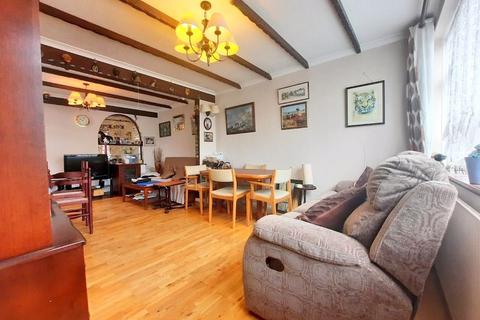 1 Norfolk Road, Feltham, TW13 5BX