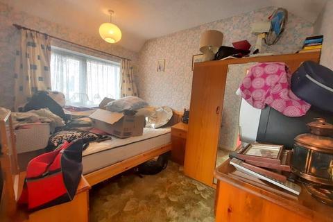 1 Norfolk Road, Feltham, TW13 5BX