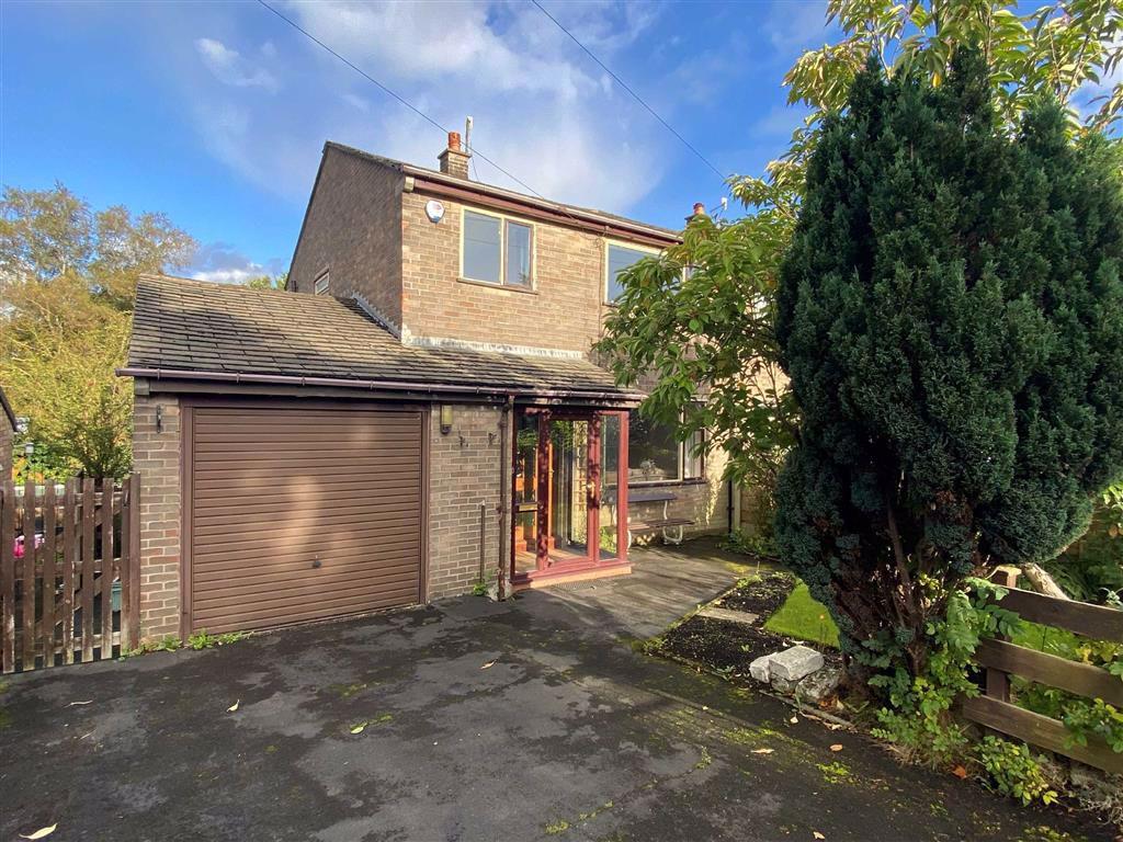 High Hill Road, New Mills, High Peak... 3 bed semidetached house £