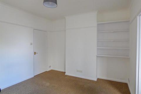 78 Springhead Road, Northfleet, Gravesend, DA11 9QY