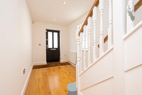 3 Mowbray Close, Epping, CM16 5AZ