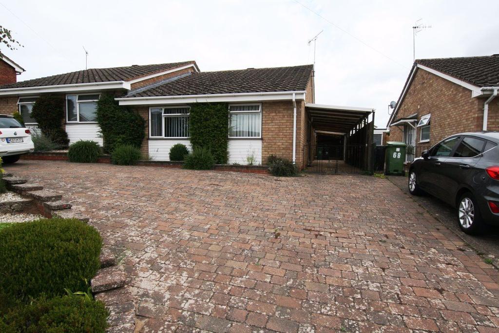 Canada Way, Worcester 2 bed bungalow £800 pcm (£185 pw)