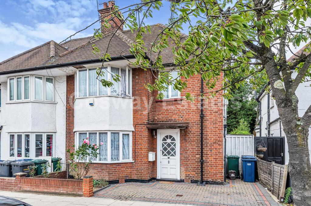 Millway, Mill Hill 3 bed semidetached house £775,000