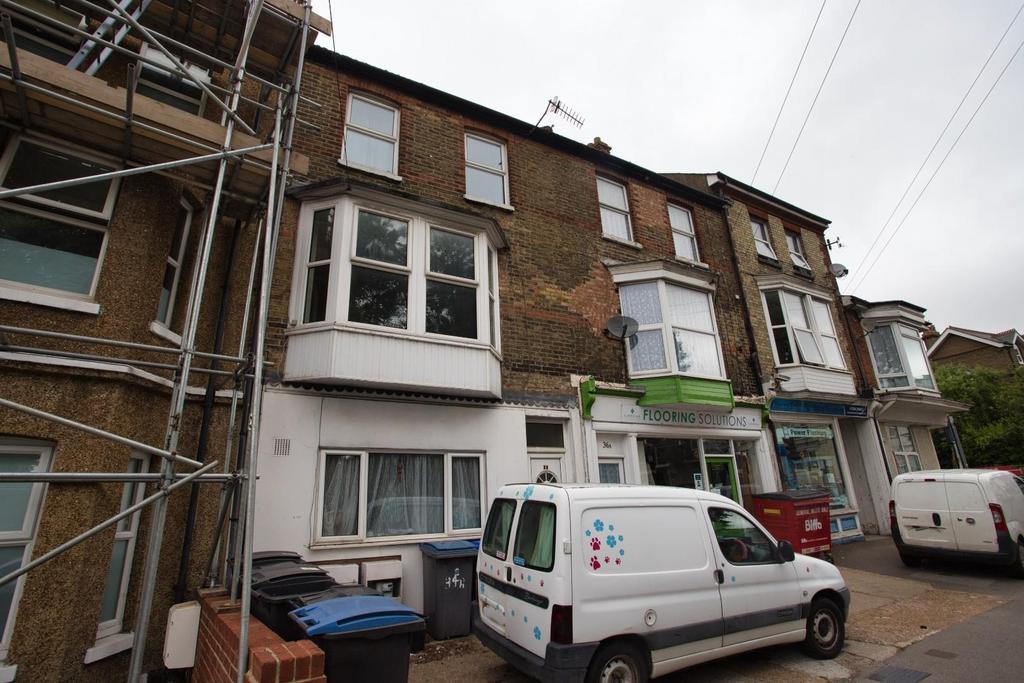 Cherry Tree Avenue, Dover 3 bed house £350,000