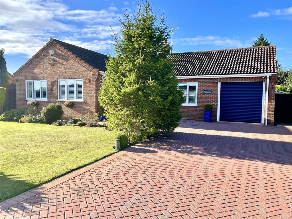 Bramley Meadows, Gedney, Spalding 3 bed detached bungalow £375,000