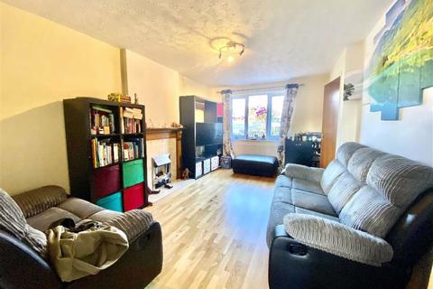 18 Beatty Close, Hinckley, LE10 1PD