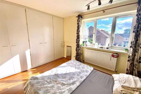 18 Beatty Close, Hinckley, LE10 1PD