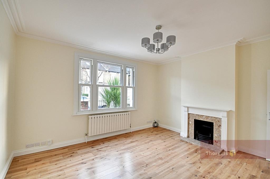 Montgomery Road, Chiswick, London 1 bed flat £1,500 pcm (£346 pw)