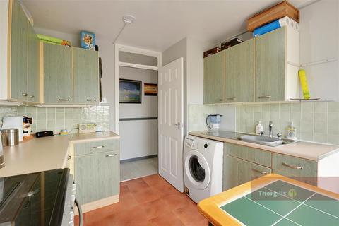 52 Percy Gardens, Isleworth, TW7 6BX