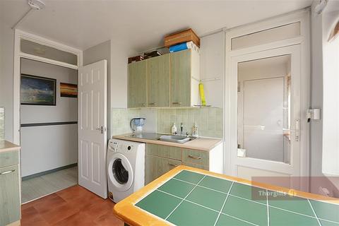 52 Percy Gardens, Isleworth, TW7 6BX