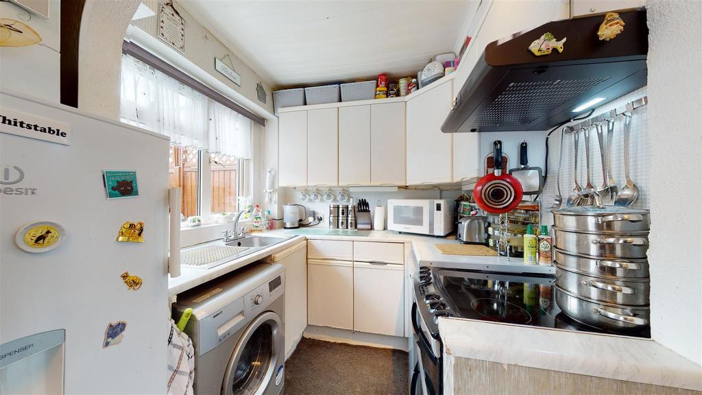 Gorrell Road, Whitstable 3 bed terraced house £345,000